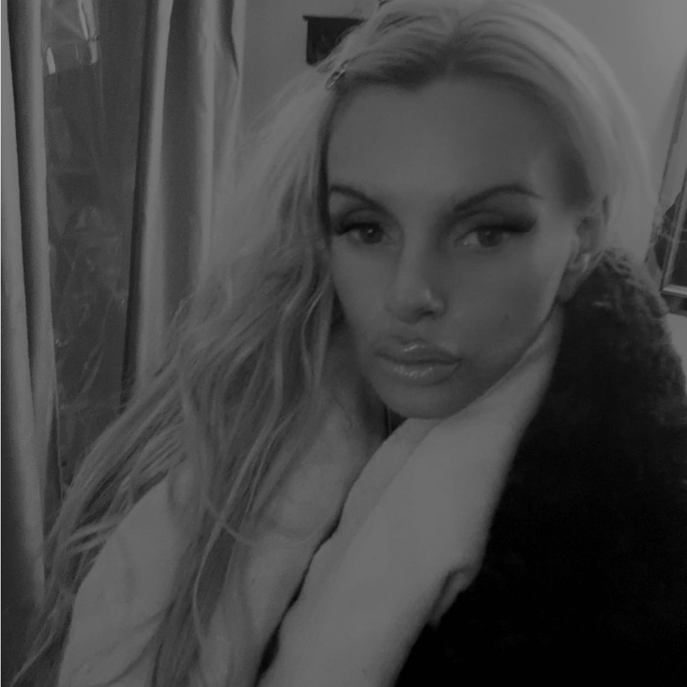 Meet your Posher, Nikki